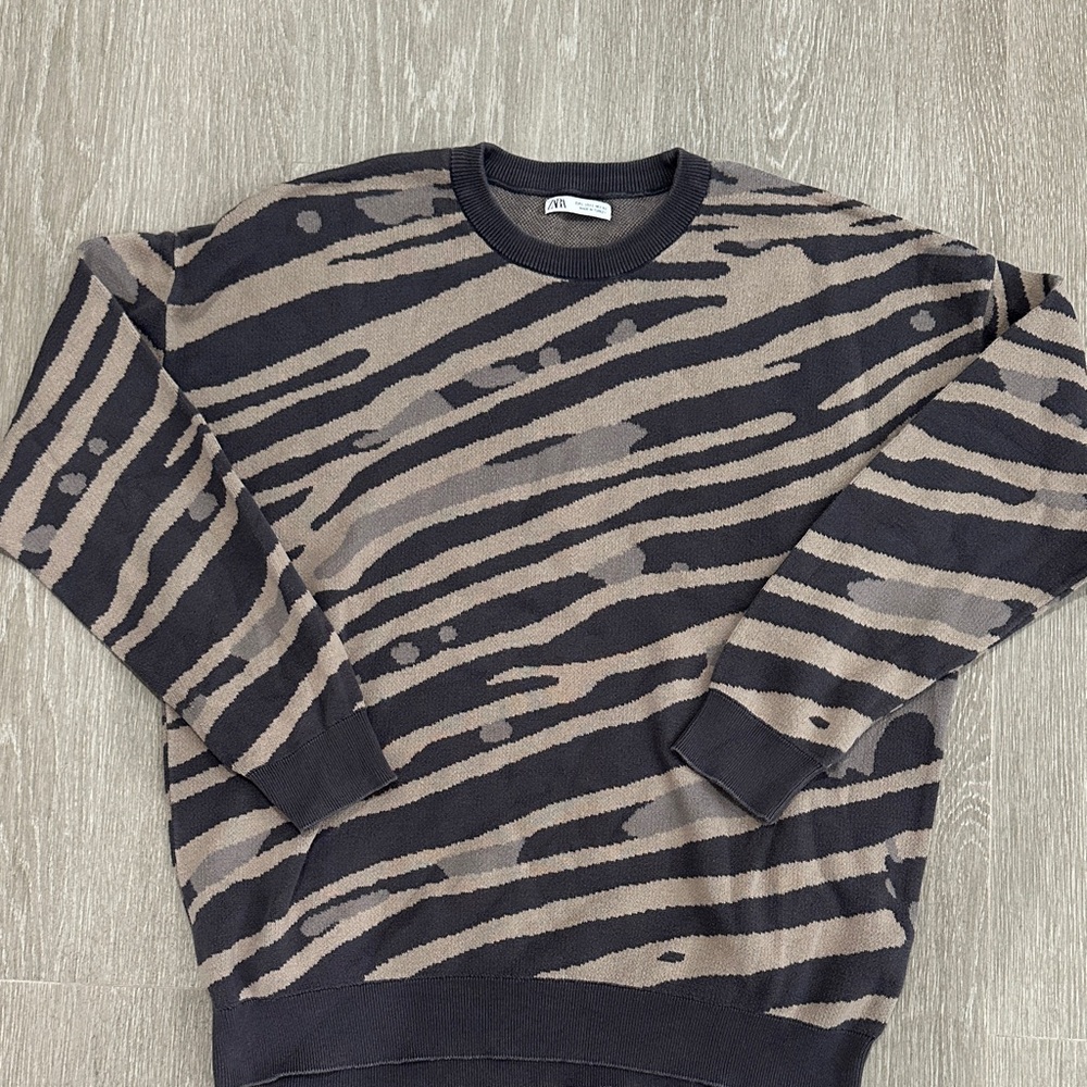 Zara Men's Striped Crewneck Sweater - Black and Tan
